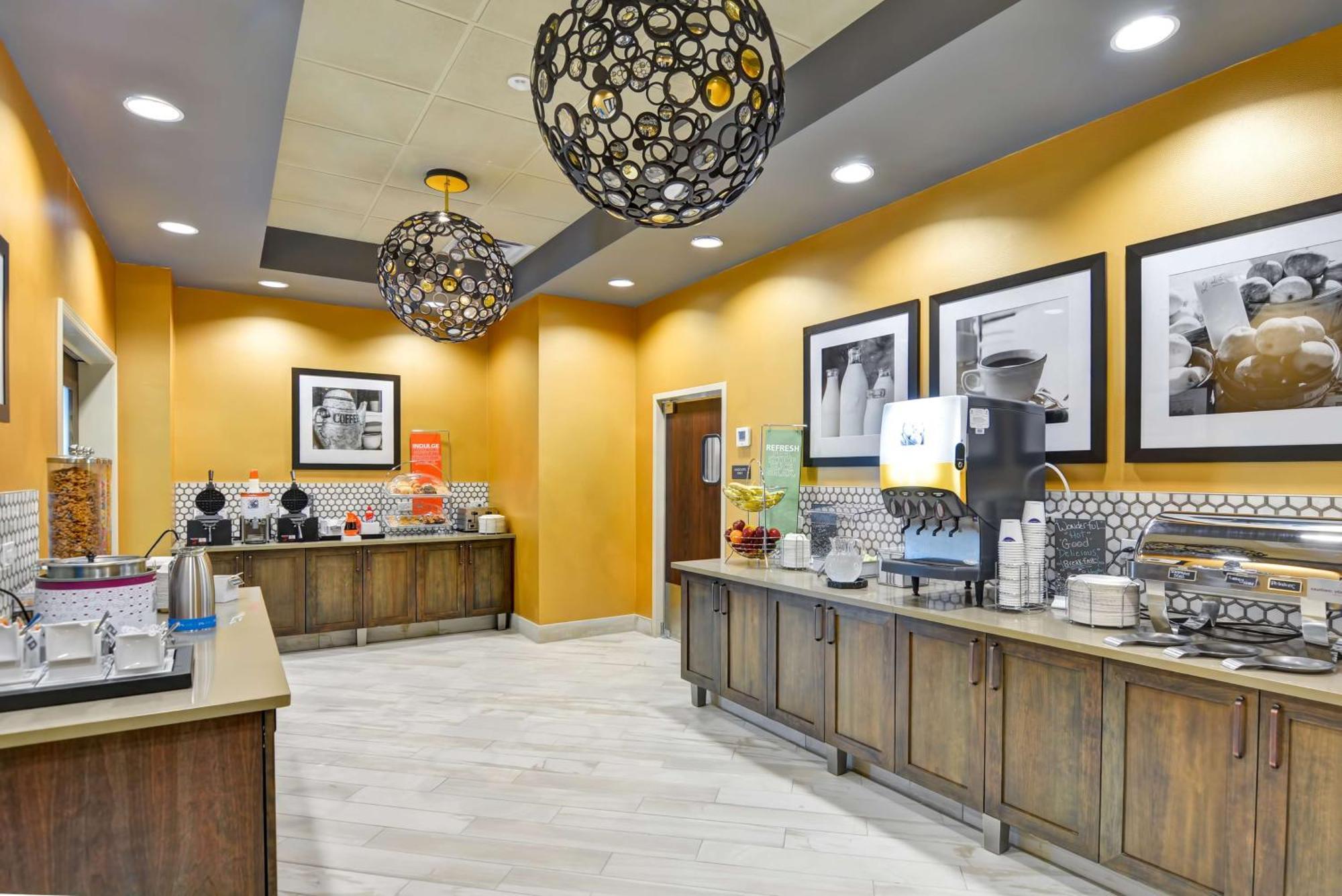 Hampton Inn Atlanta קנסואו מראה חיצוני תמונה